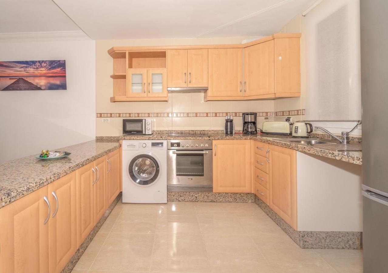 Ferienwohnung Luxury Penthouse 105M2,Bali Bed,Heated Pool,Sunset Costa Adeje  Exterior foto